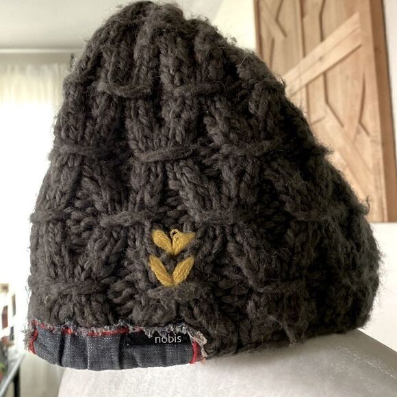 Nobis Smokey Grey Knitted Beanie Hat Yellow Stitching Wool Blend Warm Quality - Picture 11 of 11